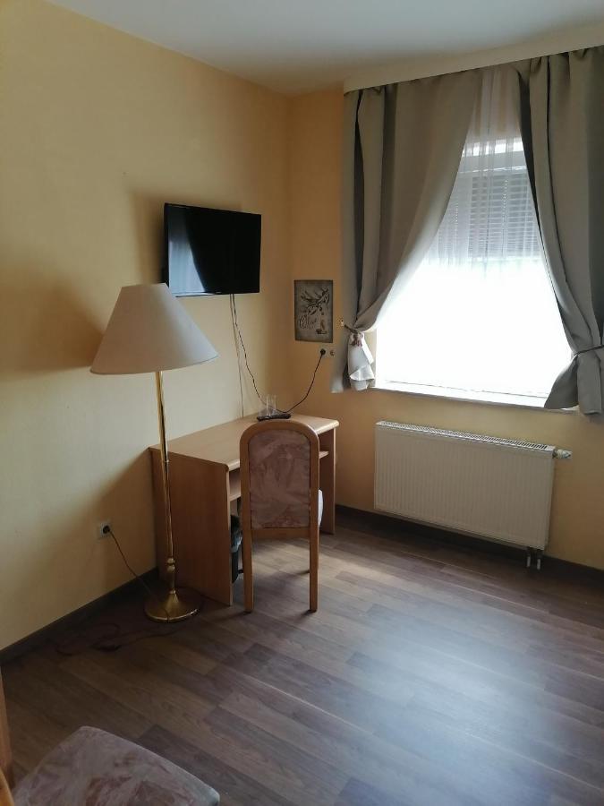 Pension Kuehnauer Hof Dessau-Rosslau Екстер'єр фото