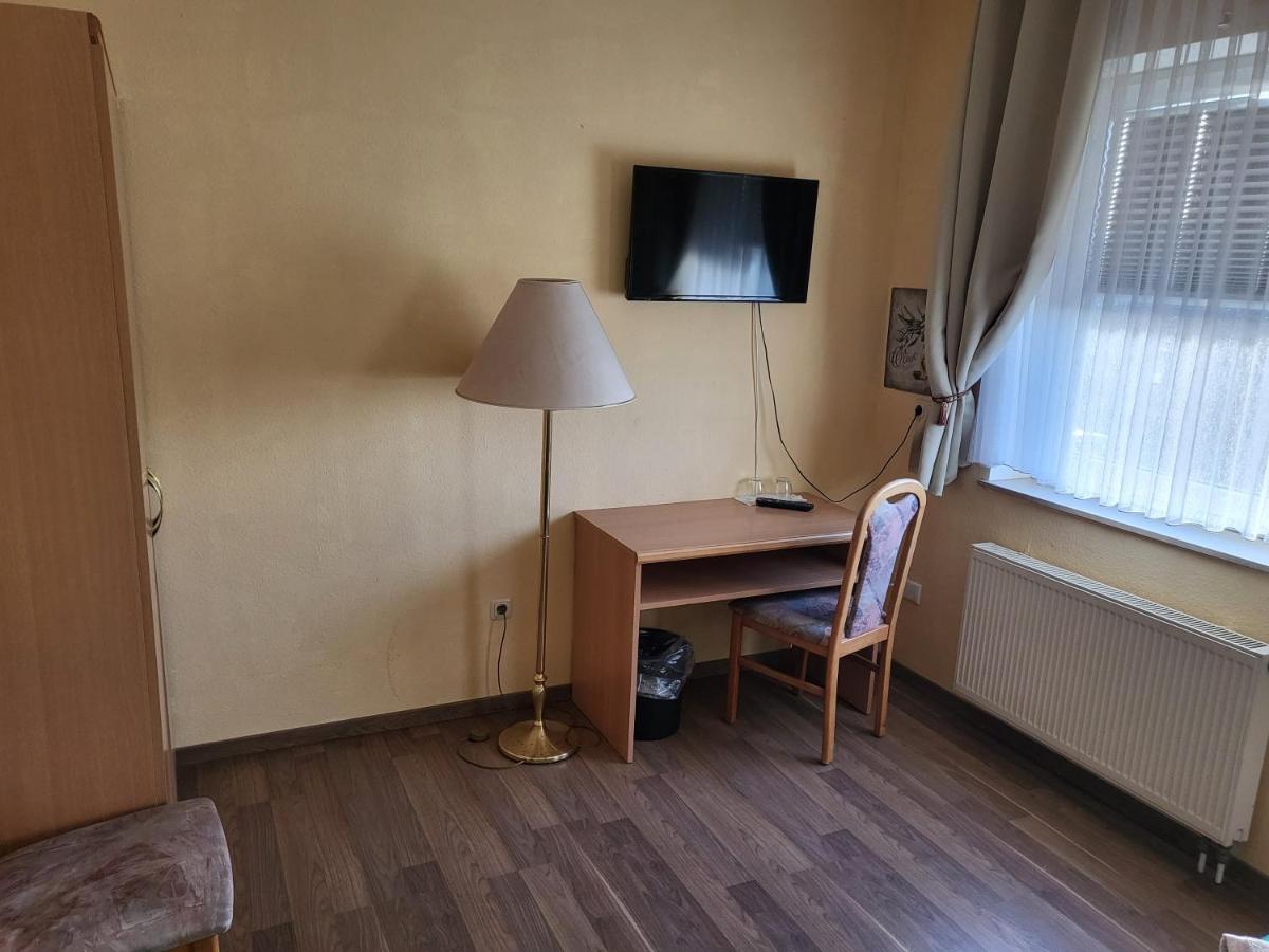 Pension Kuehnauer Hof Dessau-Rosslau Екстер'єр фото